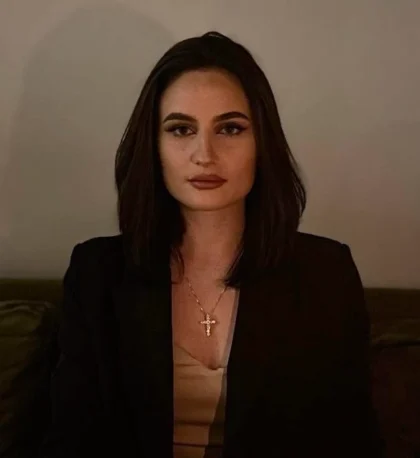Adriana L.